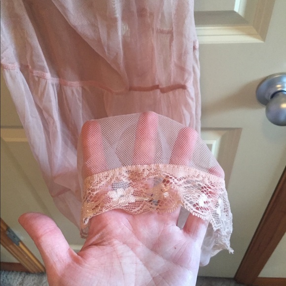 Lace midi dress - Picture 4 of 5